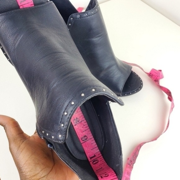 Women Boots Black Studed Size 9 Black Block Heel Peep Toe - Picture 7 of 8